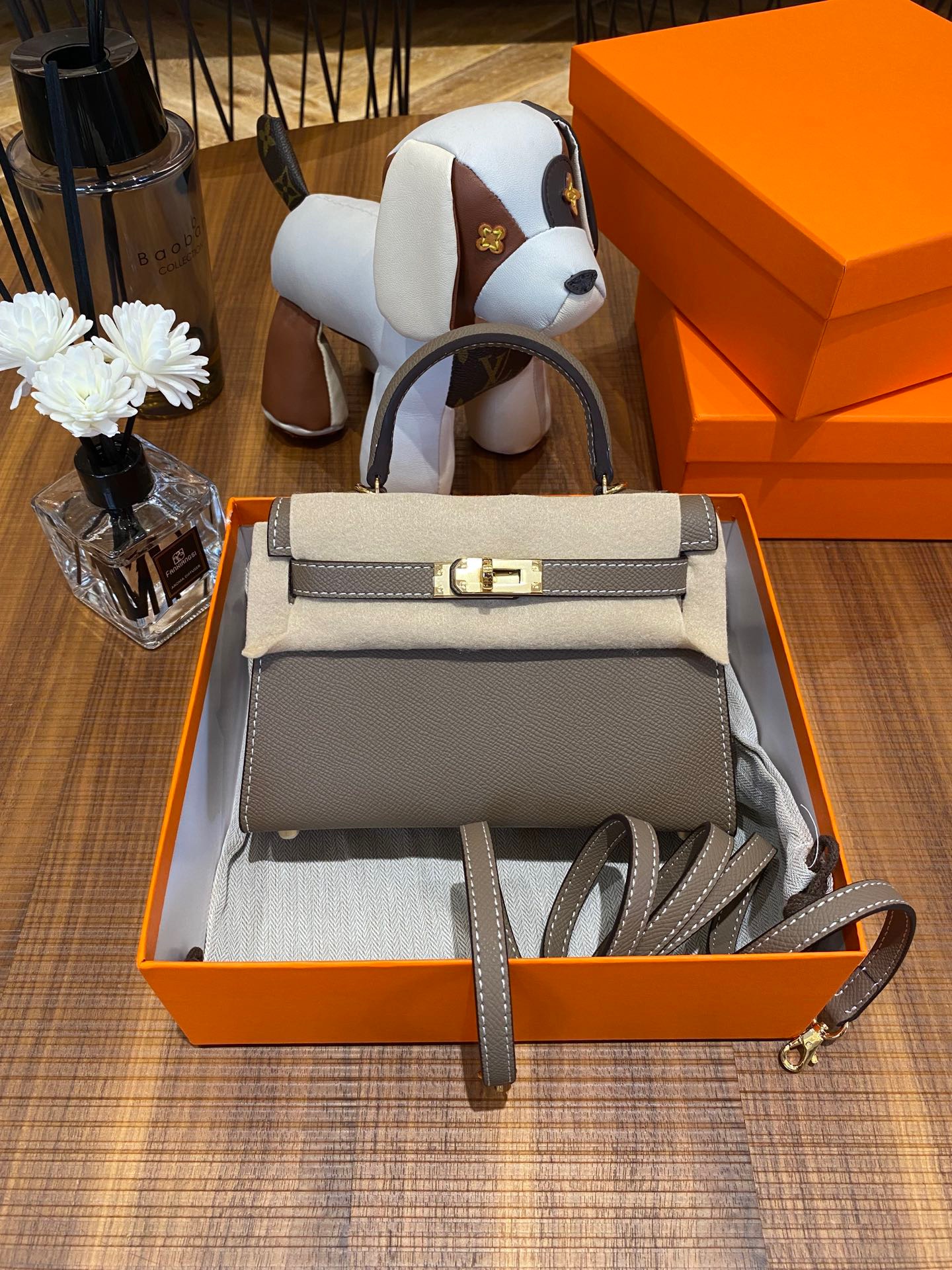 Elegant Kelly Mini Bag Black Gold Buckle Shoulder Crossbody Bag