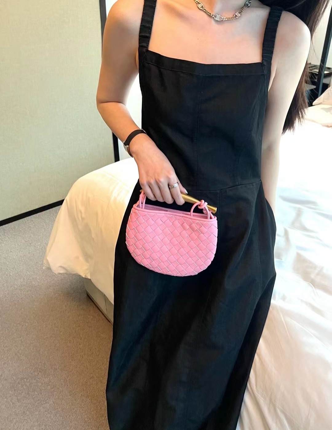 Niche Mini Sardine Bag Real Cowhide Woven Small Bag Metal Handle Half Moon Crossbody Shoulder Handbag for Women