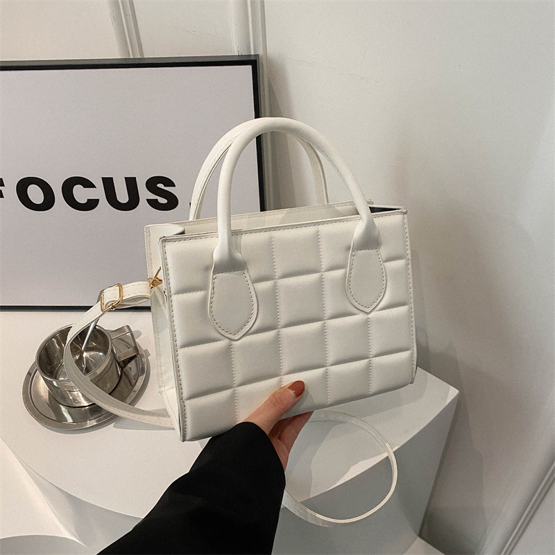 2024 Korean Style Solid Color Small Square Handbag Shoulder Crossbody Bag for Women - Image 4