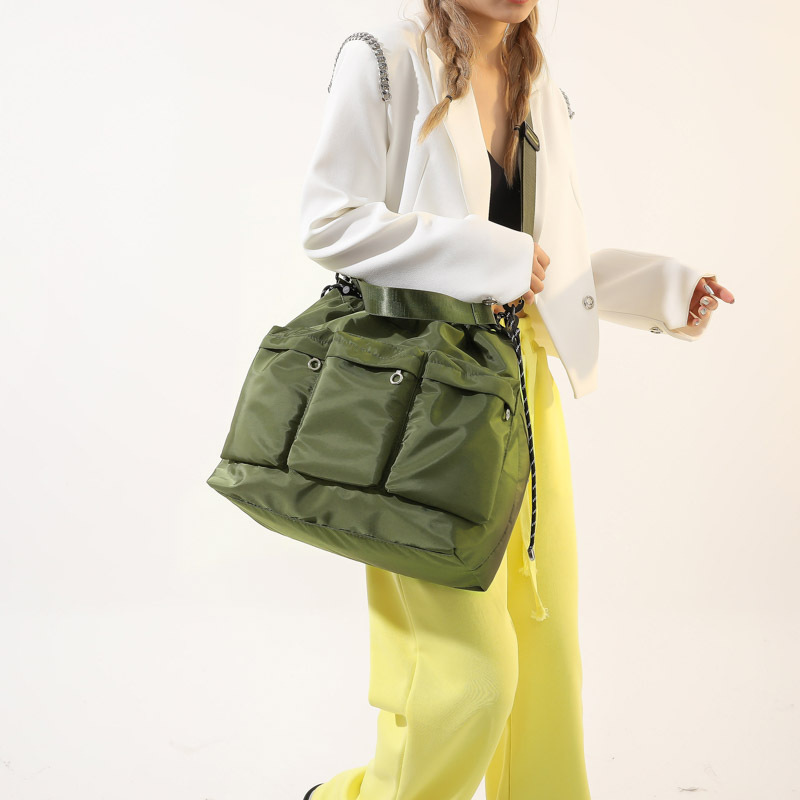 2024 New Spring Women’s Shoulder Bag Trendy Large Capacity Minimalist Casual Student Crossbody Backpack
