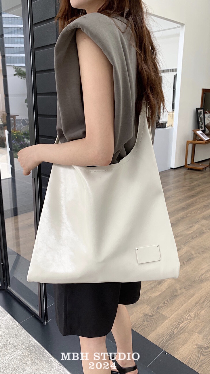 MBH Lightweight Minimalist Commuter Large Capacity Tote Shoulder Bag - Image 4