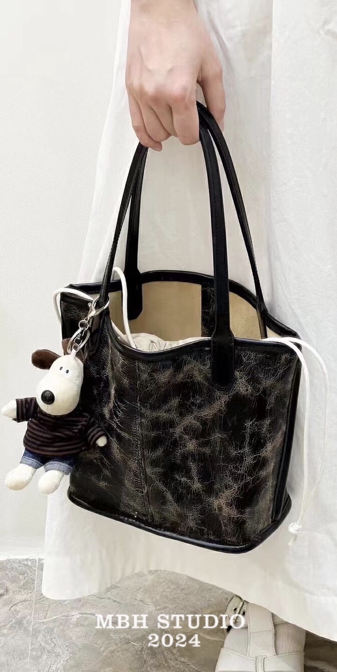 MBH Premium Wasteland Vintage Small Tote Large Capacity Handbag with Charm - Image 4