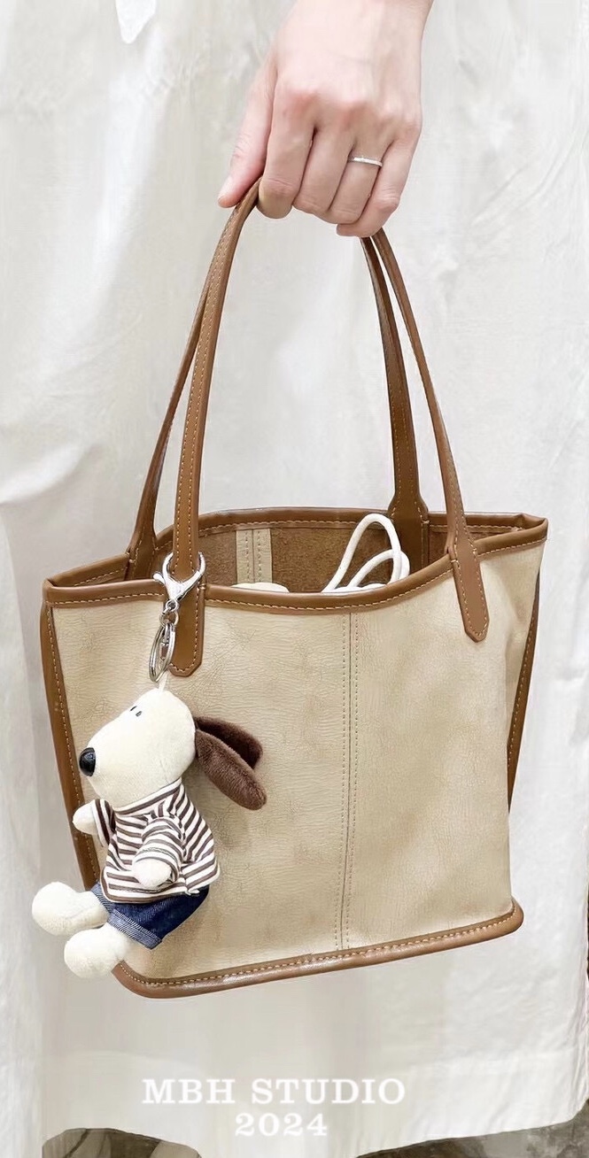 MBH Premium Wasteland Vintage Small Tote Large Capacity Handbag with Charm - Image 3