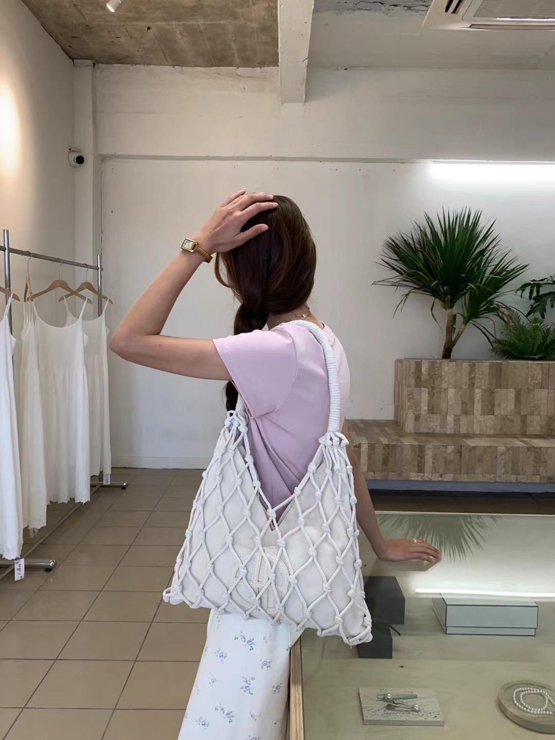 2024 Summer Woven Hollow One-Shoulder Underarm Tote Bag - Image 3