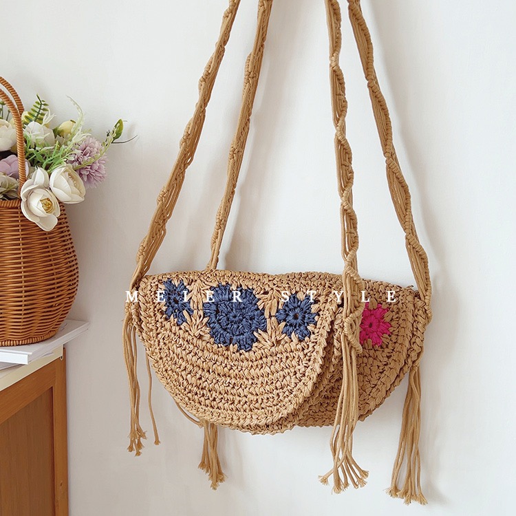 Summer Vacation Straw Woven Crossbody Saddle Bag with Embroidery