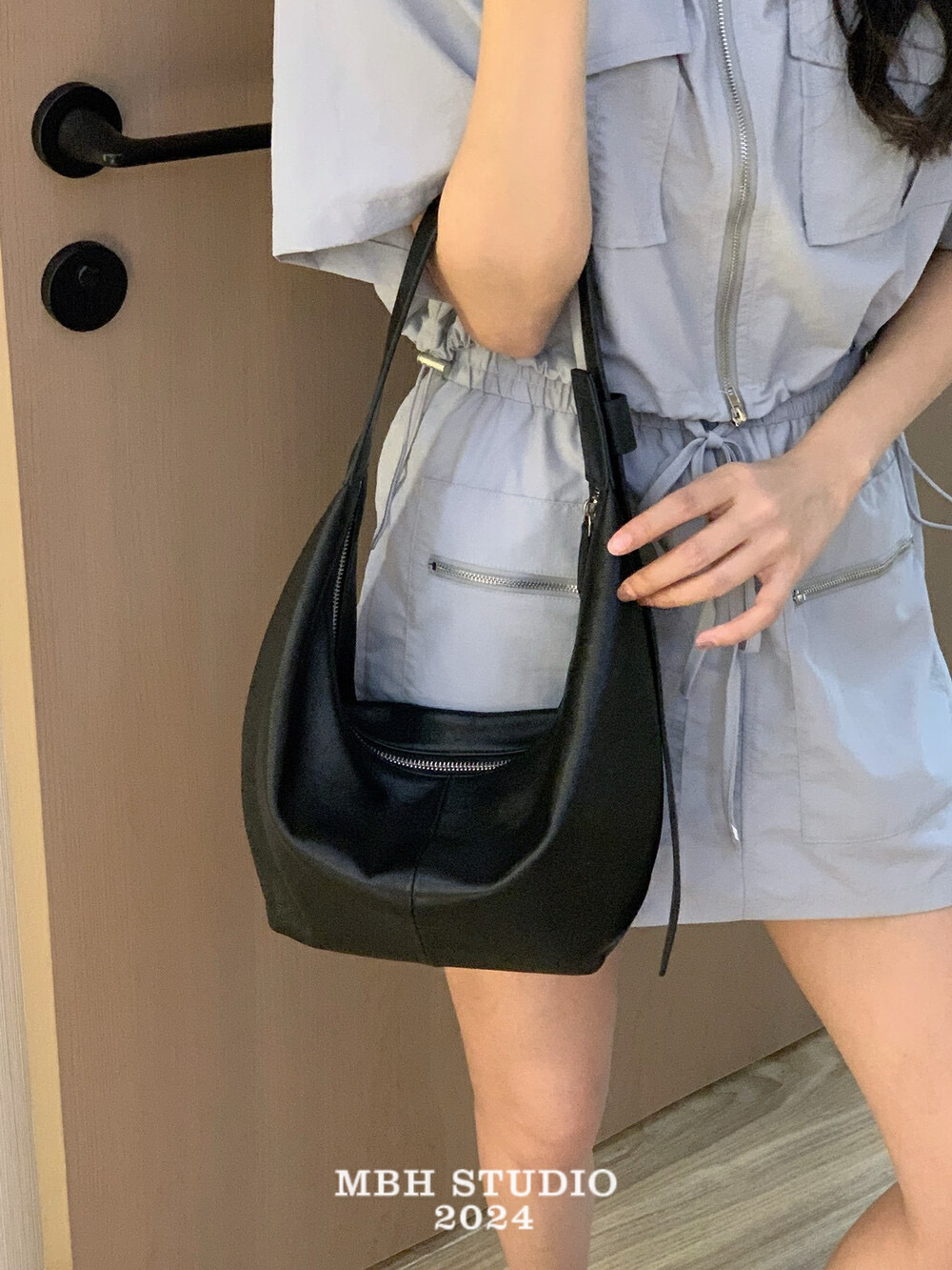 MBH Vegetable-Tanned Sheepskin Leather Dumpling Bag Commuter Saddle Crossbody Shoulder Bag