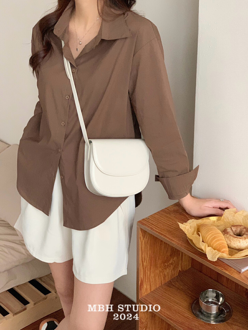 MBH Premium Minimalist Leather Saddle Shoulder Crossbody Bag